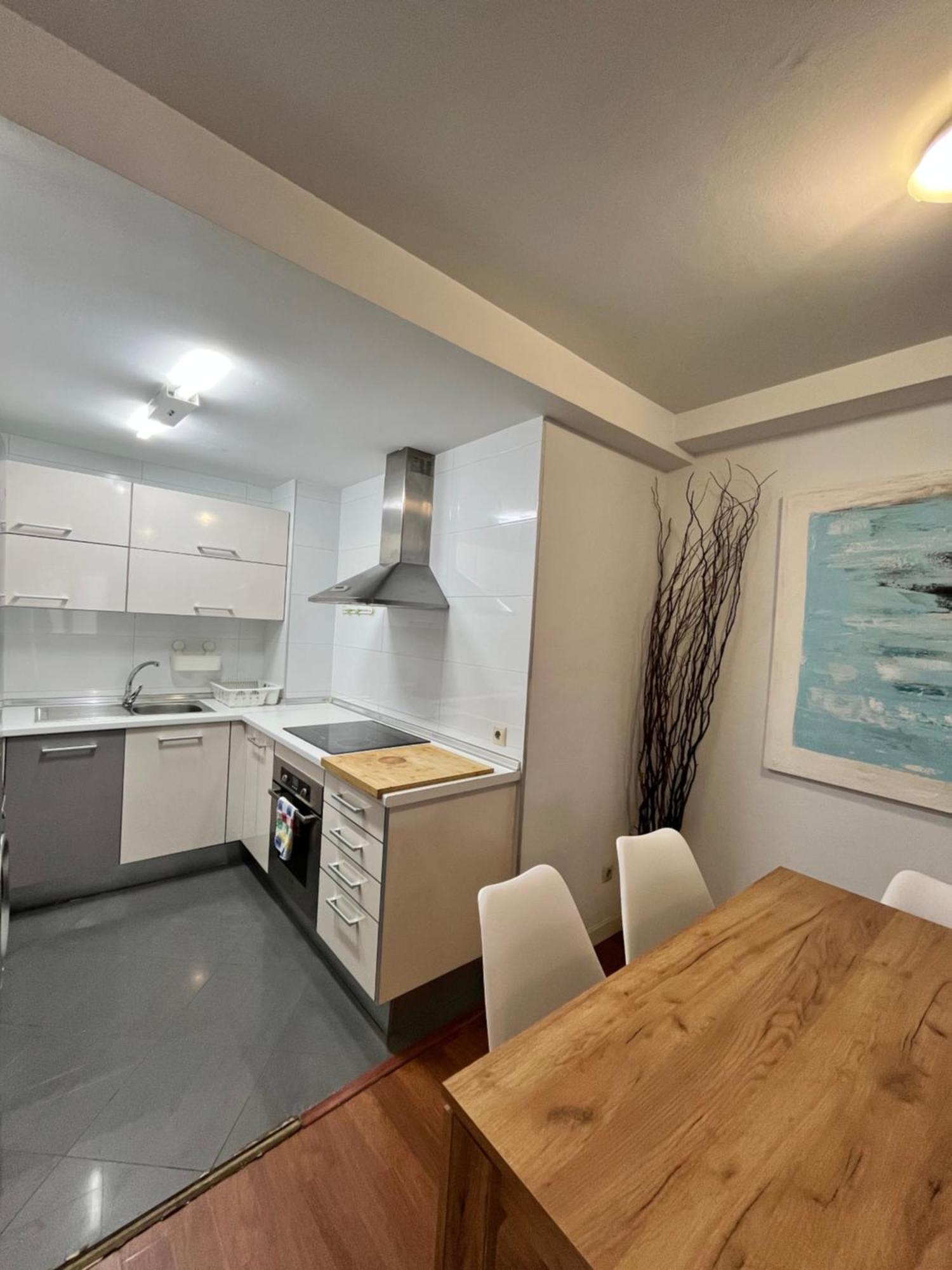 El Torcal Luxury Apartment With Free Parking Малага Екстериор снимка