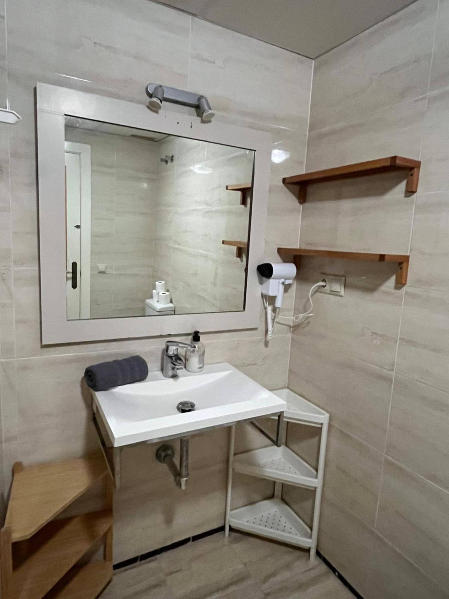 El Torcal Luxury Apartment With Free Parking Малага Екстериор снимка